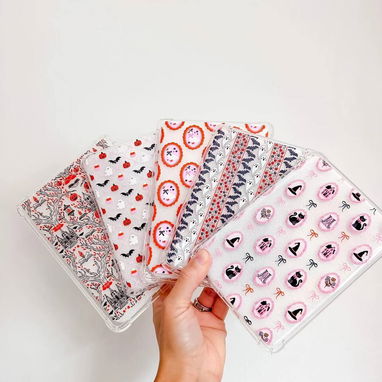 ☎️53544655 🛵 Entrega Disponible ⭐ Funda Batty in Bloom para Kindle Paperwhite & Colorsoft 7”⭐ - 4/5