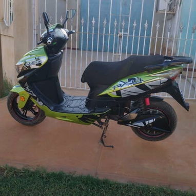 Vendo o cambio moto electrica grande por moto de combustión - Img 126598740