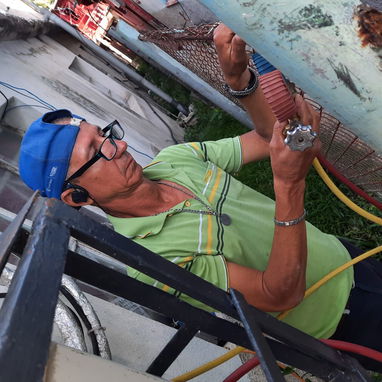 Servicio profesional y con experiencia en SPLIT montaje,mantenimiento,recarga de gas,reparaciones menores y más 52966031 - Img 121393700