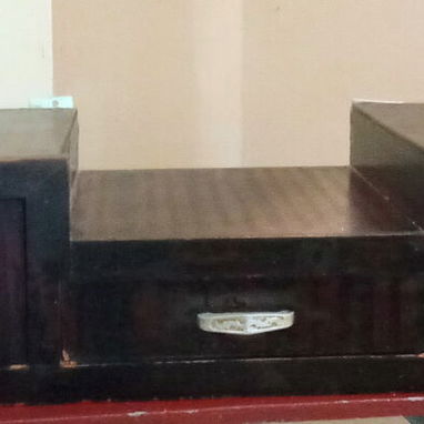 Se vende cómoda de tres gavetas - 2/2