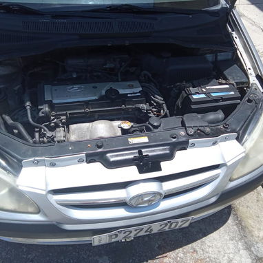 Auto Hyundai del año 2009 - Img 123876570