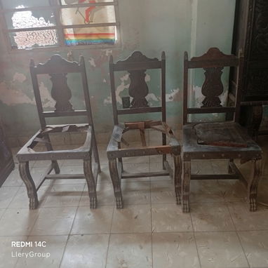 Venta de juego de comedor de estilo renacimiento italiano - Img 123929196