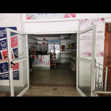 SE VENDE CASA EN 23 Y 12 VEDADO - 8/10