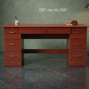 mesa de oficina - Img 57836365