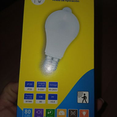 Bombillo LED 9W Toplite 85-265V IP20, Bombillo LED 9W Toplite Activación 20 Lux VPT# - 4/7