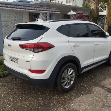 Se vende Hyundai Tucson - Img 123428664