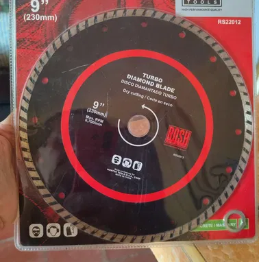 Chipijama Hilti TE 76P 220V y disco de corte 9" - Img 97964674