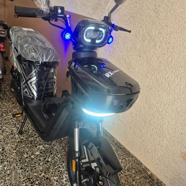 𝐁𝐈𝐂𝐈𝐌𝐎𝐓𝐎 RX COMBAT 🛵` $1740 • 3000w - 72v - 45 ah • ⁠batería de litio antiexp - 2/3