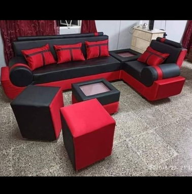 Vendo muebles, pelota charlot mini btasileño cama capitoneadas, cómoda - Img 90195002