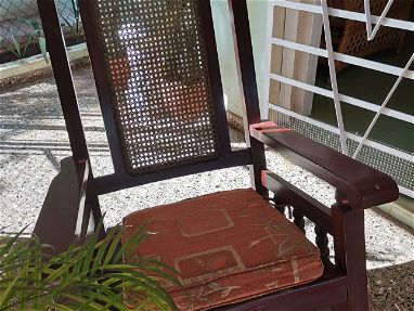Se vende pareja de sillones de caoba - Img main-image