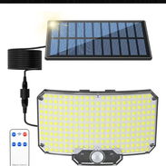 Lámpara solar de pared exterior, 234 led, 180W, con control remoto y 3 modos de trabajo. Sensor de movimiento. 8000K luz - Img 53633402