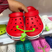 Crocs (Elizabeth Dunn) - Img 57812963