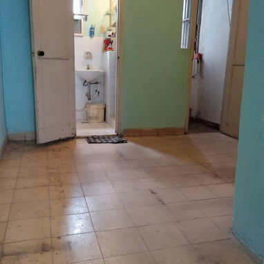 Apto en venta en el Vedado por el parque Almendares - Img 122850645