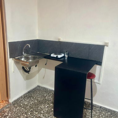 Se RENTA APTO ESTUDIO. CLIMATIZADO. Puerta calle cerca del almejeiras. Respaldo energético 53614857 - 6/7
