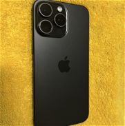 iPhone 15Pro Max Negro como sacado de caja,lo vendo o lo cambio por iPhone menor y vuelto,por favor nada con detalles - Img 45797084