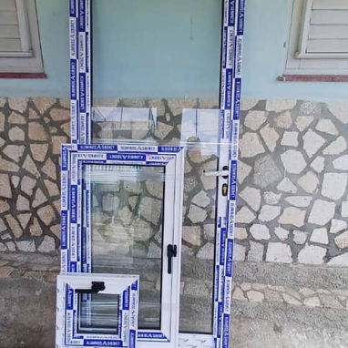 Marquetería de aluminio y cristal - 6/10
