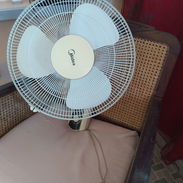 Se vende este ventilador de pared - Img 55941275