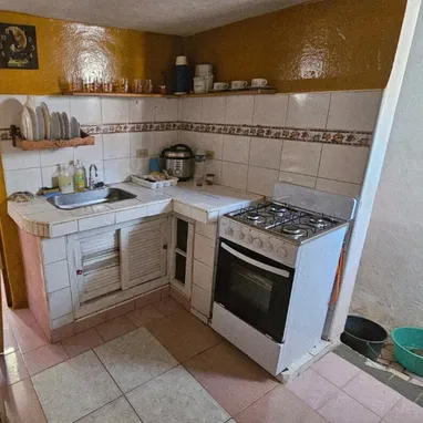 Vendo apartamento en el vedado 2/4 próximo a linea y 12 - Img 125708249
