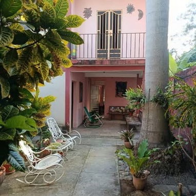 Casa independiente de 2 plantas CERCA DEL SEMÁFORO DE PERLA , Arroyo Naranjo - 6/8
