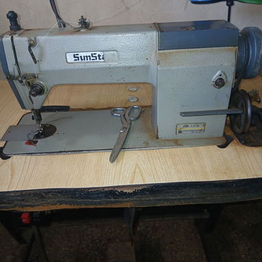 Maquina de Coser Industrial - 2/2
