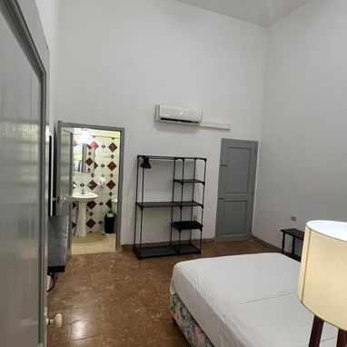 🇨🇺🛏️ Apartamento privado con terraza cerca del Malecón – La Habana Vieja REF 1412 - Img 98812799