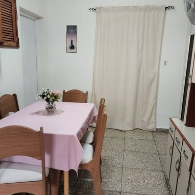 🪼 CASA EN ALQUILER EN ATABEY | RENTA DE LUJO EN EL MUNICIPIO PLAYA, LA HABANA 🏡✨ - Img 121570453
