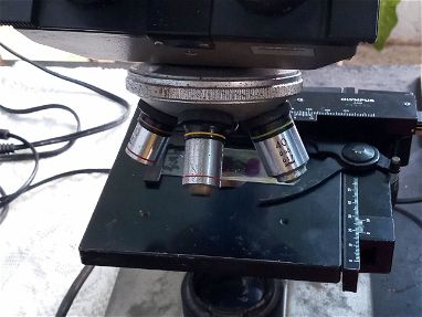 Se vende microscopio óptico binocular eléctrico. - Img 65877465