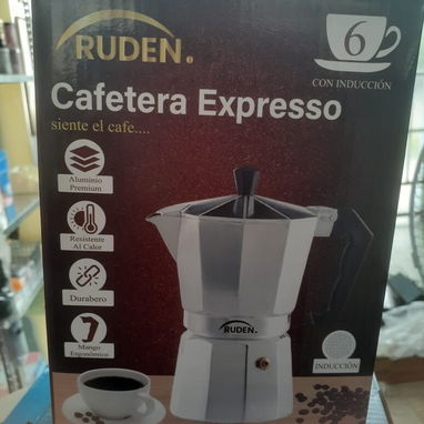 Cafetera tradicional expreso de 6 tazas - 2/2