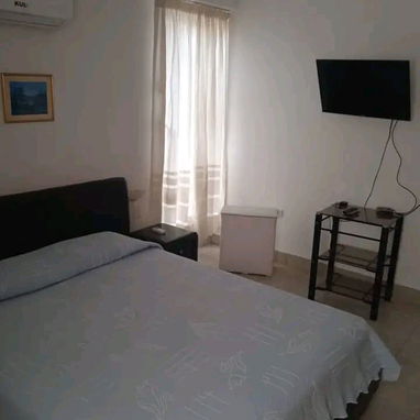 🏠 Apartamento De Renta Lineal En El Vedado. 💡 Respaldo energético con Ecoflow. 📱 Reserva: +5355149761 - 4/10