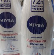 Crema Nivea Regeneración Intensiva, frasco de 400ml. - Img 45753695