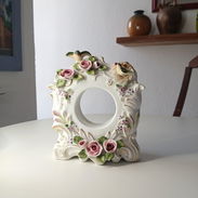 Portarretrato ornamental de porcelana - Img 53499191
