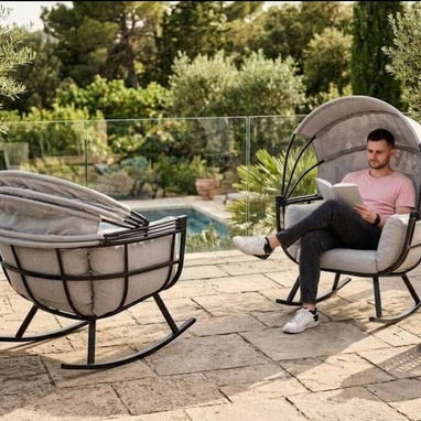 Silla Mecedora - alto: 150cm - ancho: 92cm - 2/2