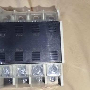 Transfer Switch Automático Trifásico - 7/8