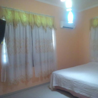 Casa en la playa con piscina en Boca Ciega. A solo 2 cuadras de la playa por 120 usd - Img 123111537