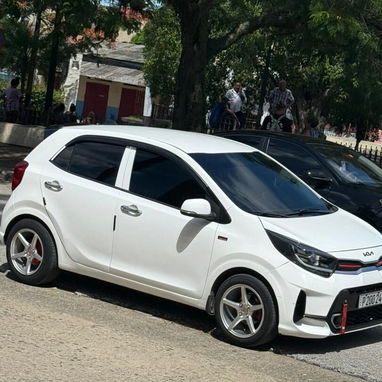 Vendo o negocio kia picanto del 2017 hecho 2020 - Img 104183178