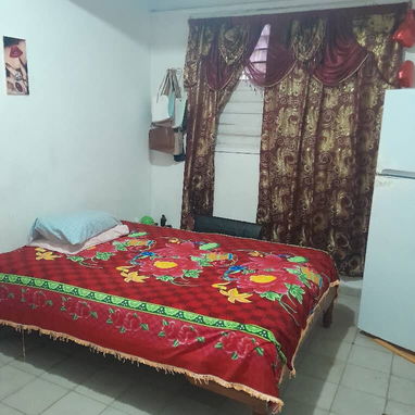 Apto d 3 cuartos en bajos en Boyeros boyeros - 4/8