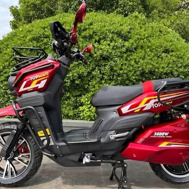 Motos nuevas primera mano para más información llamar al 5 6071589 - 3/5