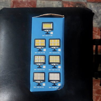 Lámpara solar con sensor de movimiento - 2/2