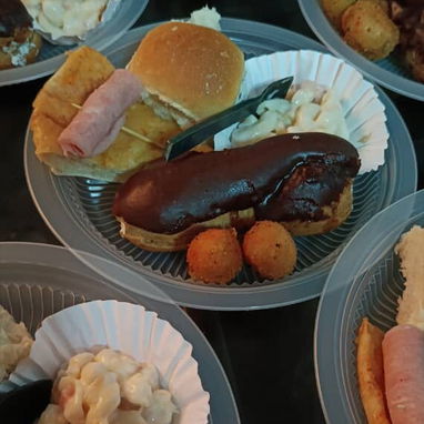 Buffet y comidas a domicilio - 3/5