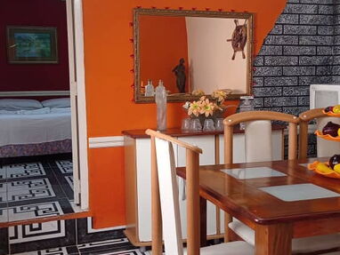 Renta apartamento d 1 habitación con entrada independiente ,baño,comedor,cocina,cerca de Carlos Tercero en Centro Habana - Img 62403997
