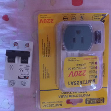 MIRA ESTO SPLIT TCL DE 1 T CON BREKE Y REGULADOR DE VOLTAGE TODO NUEVO 275 USD - Img 122045773