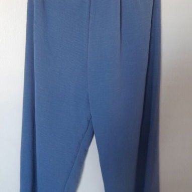Pantalonetas _ talla L - Img 120769940