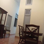 Casa amplia 5m de puntal, art deco de 2 cuartos y dos baños cerca de la Universidad de La Habana +5355256514 - Img 45230588