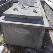 Se vende boveda en cementerio de colon con traspaso - Img 57788283