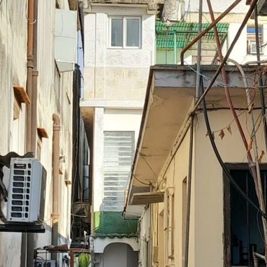 Se vende Apartamento en el Vedado de 2 cuartos y 3 baños 23 y 26 (a una cuadra) - Img 124262651