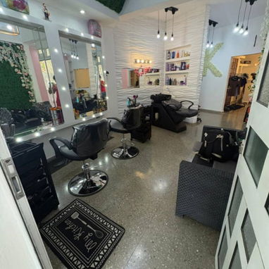 VENTA DE SALÓN DE BELLEZA - Img 125117149