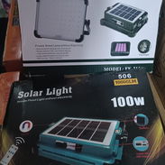 Lámpara solares y LED de 100W (20x20cm) - Img 57862915