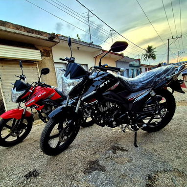Motos deportivas marca Wys 2026 ... 150cc . Nuevas 0km - 3/4