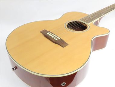 Se vende Guitarra electroacústica en perfectas condiciones - Ganga - Img 66751222