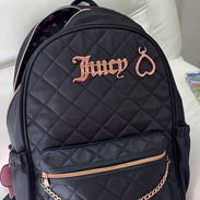 🎒 MOCHILAS JUICY COUTURE ​💎 Línea Exclusiva Importada de USA 🇺🇸 Calidad Garantizada (¡Stock Limitado!) - Img 56946050